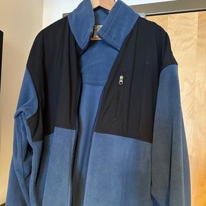 Columbia Sportswear Fleece Jacket. With rain shoulders. XL. Perfect.